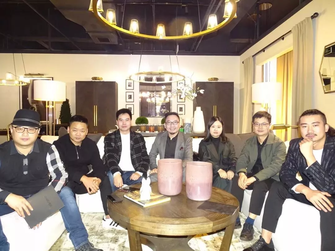 中國晶鯤鵬獎戰(zhàn)略合作伙伴設(shè)計(jì)賦能簽約儀式圓滿召開—成都建博會“大家居·設(shè)計(jì)周”(圖8) 中國晶鯤鵬獎戰(zhàn)略合作伙伴設(shè)計(jì)賦能簽約儀式圓滿召開—成都建博會“大家居·設(shè)計(jì)周”(圖8)