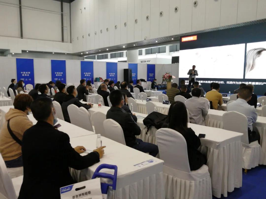 論壇回顧 | 2021中國(西部)智能衛(wèi)浴綠色發(fā)展高峰論壇在成都西博城成功舉辦(圖6) 論壇回顧 | 2021中國(西部)智能衛(wèi)浴綠色發(fā)展高峰論壇在成都西博城成功舉辦(圖6)